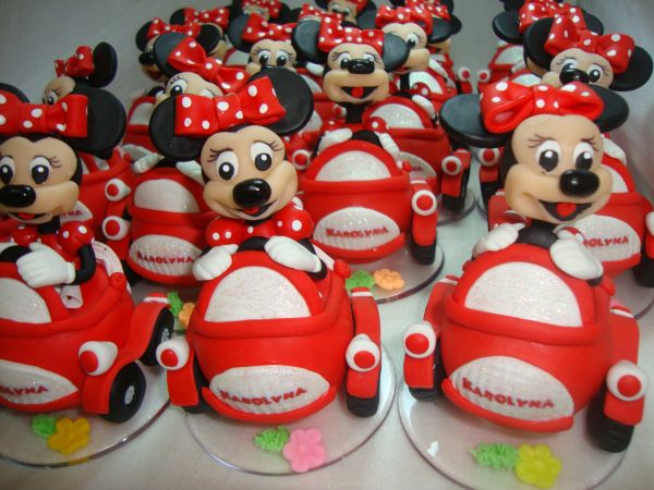 minnie no carrinho